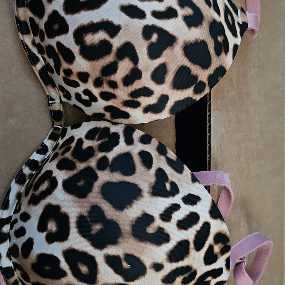 Victoria's Secret Leopard Print Pushup Bra with Pink Straps